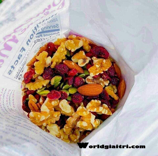 hat-tong-hop-trail-mix-snack-packs-natures-garden
